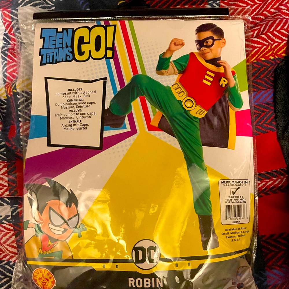 Robin costume #teentitans